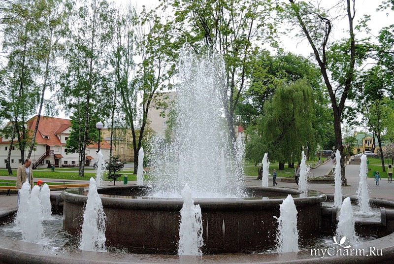 Парк жилибера гродно. Парк Жилибера в Гродно. Парк Жилибера достопримечательности Гродно. Парк Жилибера Гродно улица Ожешко. Гродно фото парк Жилибера.