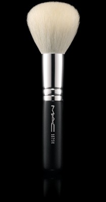 MAC Cosmetics /  167SH Face Blender Brush