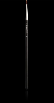 MAC Cosmetics /  210 Precise EyeLiner Brush