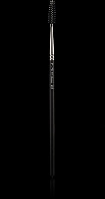 MAC Cosmetics /  204 Lash Brush