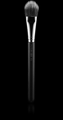 MAC Cosmetics /  132 Duo Fibre Foundation Brush